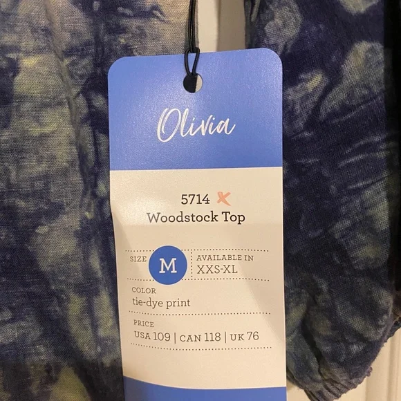 🔥 NWT CAbi Tie Dye Woodstock Top Spring 2020 Size Medium - Picture 5 of 9